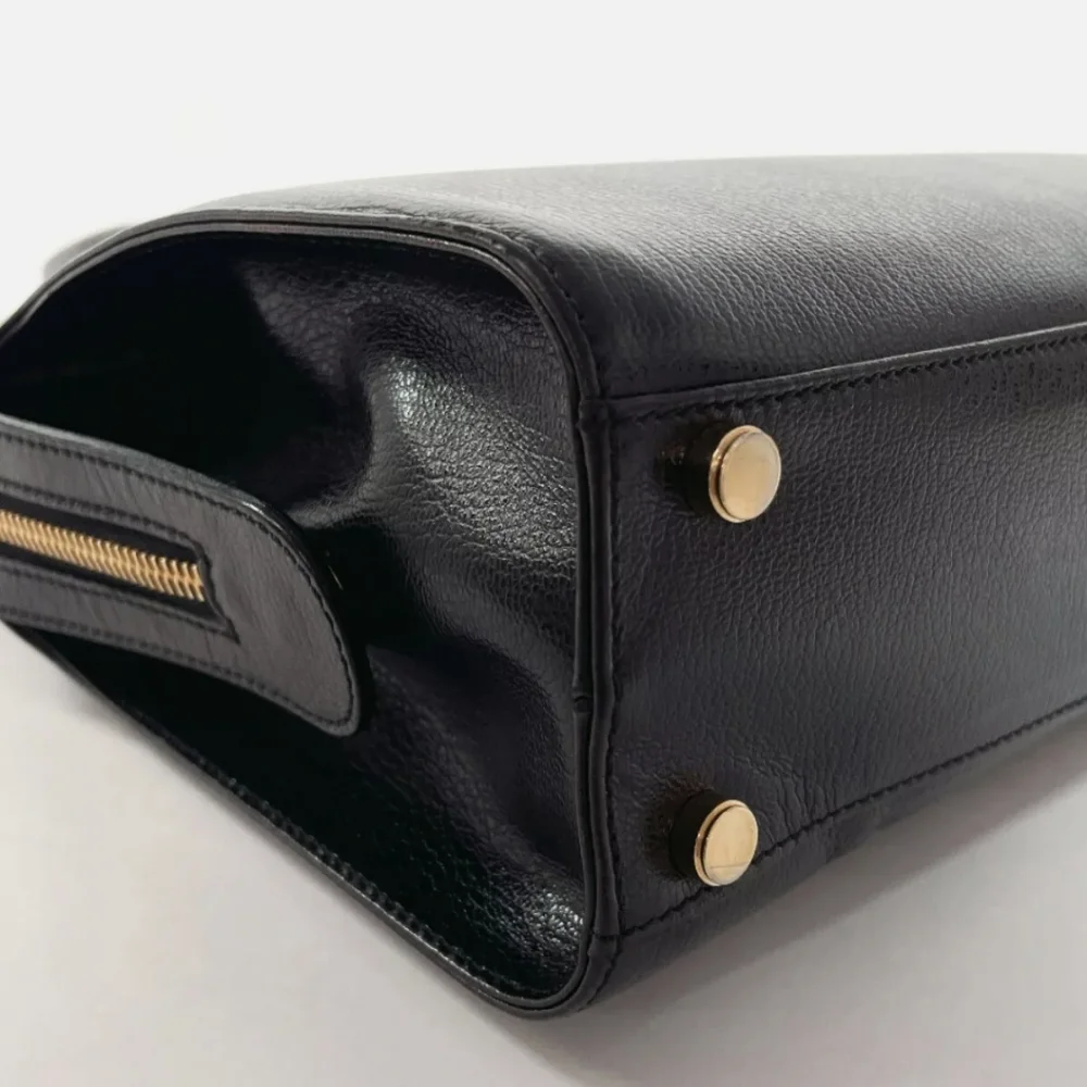 Ferragamo handbag - Picture 5 of 8